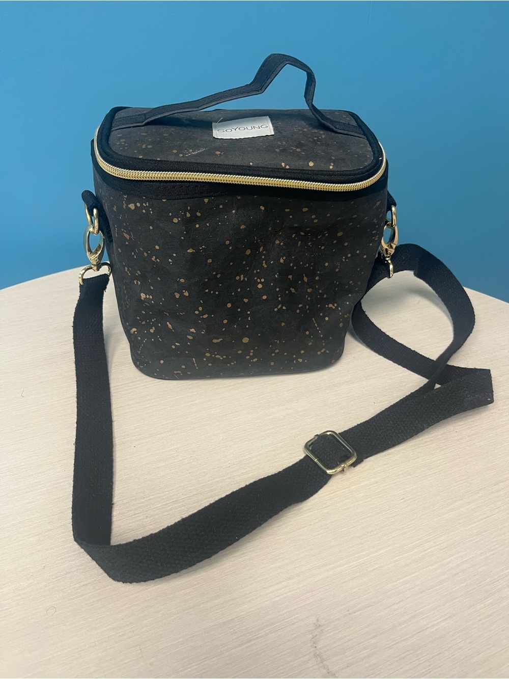 SoYoung Black and Gold Speckled Crossbody Lunch Bag